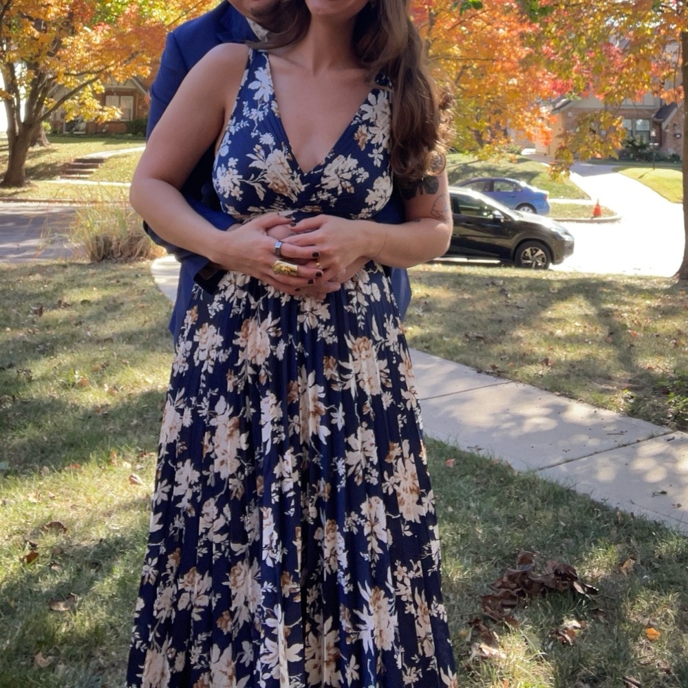 A&F pleated floral dress